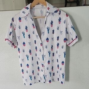 Silky blouse with coolest cactus print